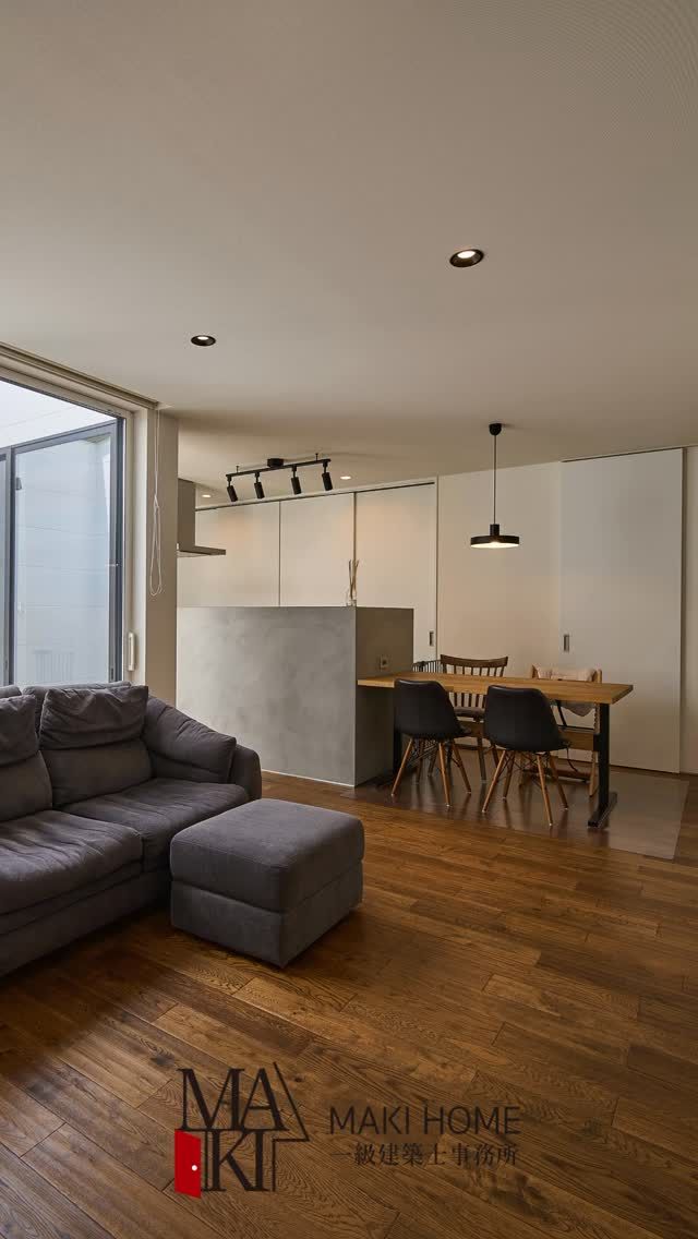 考えておかないと後で後悔するWi-Fiルーター置き場。
設置場所を考えるポイントをまとめました。

ぜひ保存して参考にしてください⭕️
.
.
.
MAKI　HOMEは、長野県にて、健康住宅を提案していま
す🏠
設計のプロである建築士が、本当の意味でデザイン性が
高く住み心地のいい家を、コストを考慮した上でご提案
をし、お客様一人ひとりの想いをカタチにしていきます。
.
┈┈┈┈┈┈┈┈┈ ⋆ ✩ ⋆ ┈┈┈┈┈┈┈┈┈

相談をご希望の方は、
お電話または弊社 HP よりお申込みください。

WEBサイトのお問い合わせフォームからご連絡頂くと、
小冊子がもらえます♪

┈┈┈┈┈┈┈┈┈ ⋆ ✩ ⋆ ┈┈┈┈┈┈┈┈┈

#牧工務店 #長野移住 #信州
#長野注文住宅 #長野工務店 #長野家づくり

#マイホーム計画 #理想の家づくり
#おしゃれな家具 #デザイン住宅 #家づくり計画
#注文住宅 #カッコイイ家 #新築一戸建て
#自然素材

#無垢材 #家づくり　#japanesehouse
#マイホーム計画中の人と繋がりたい #こどもと暮らす　
#上質な日常 #家族時間 #家づくり記録